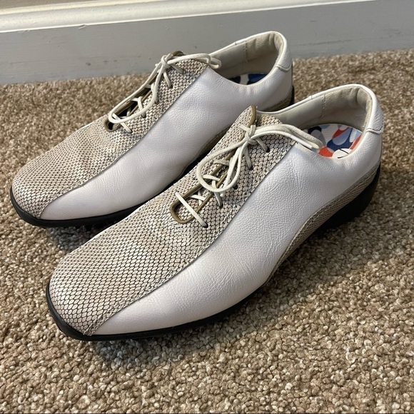 FootJoy LoPro Women's Leather Golf Shoes 97208 Snake Taupe & White Size 7.5M - Picture 2 of 9